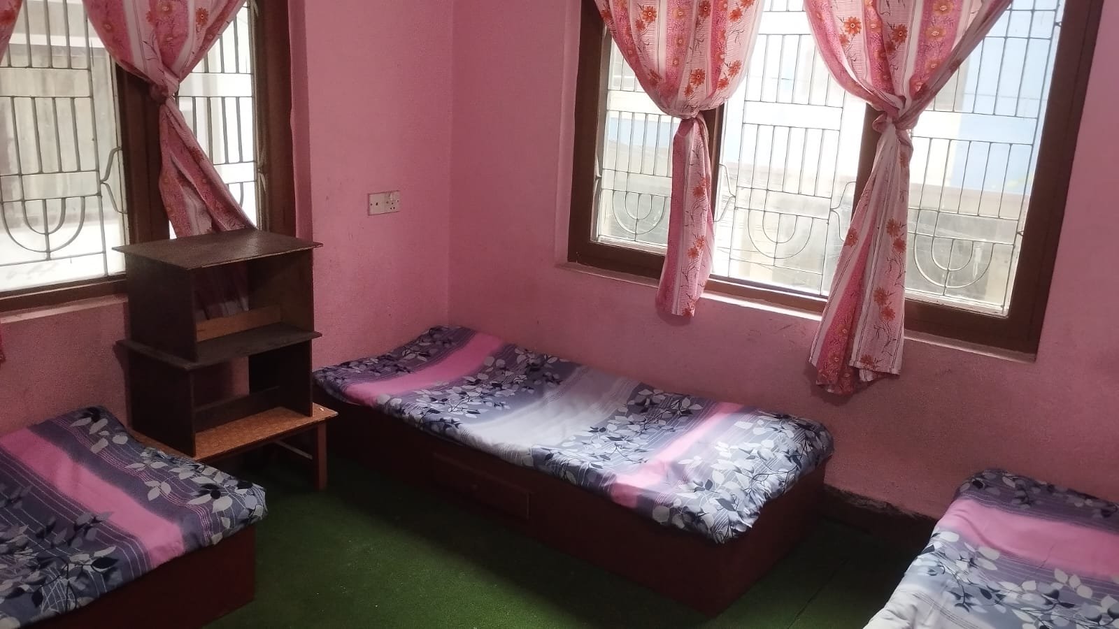 Muskan girls hostel