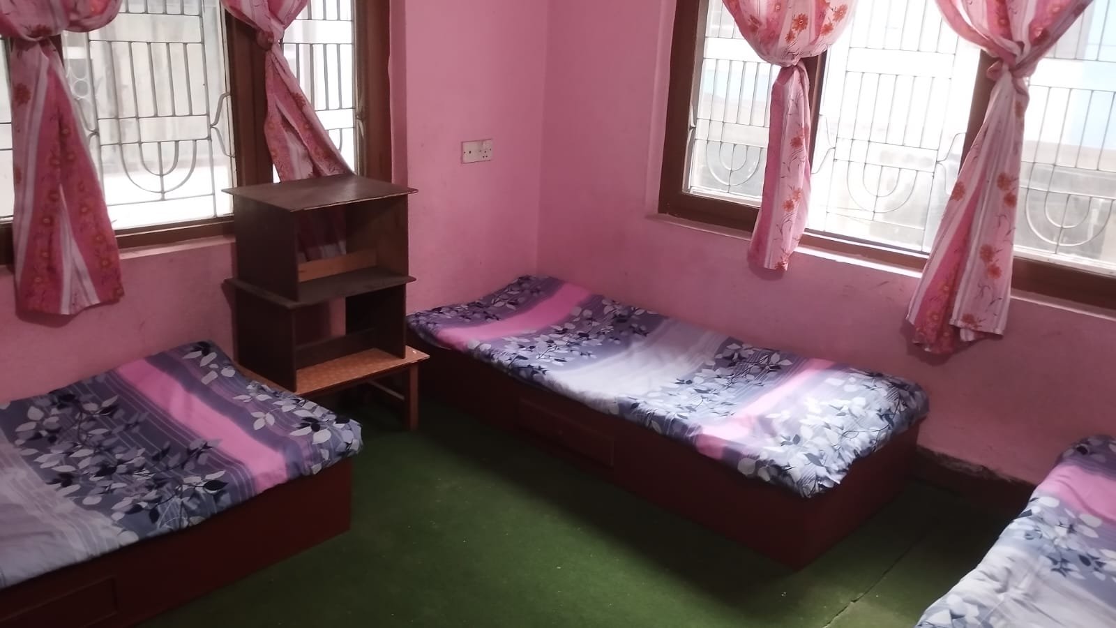 Muskan girls hostel