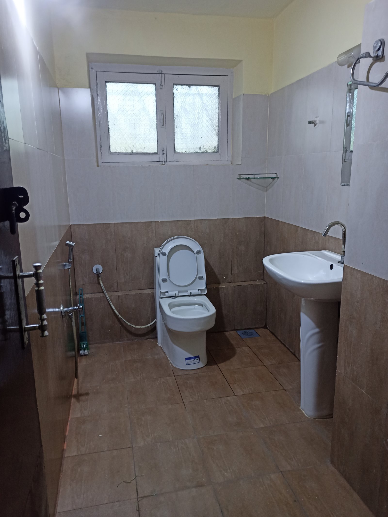 Mid Town Boys Hostel 