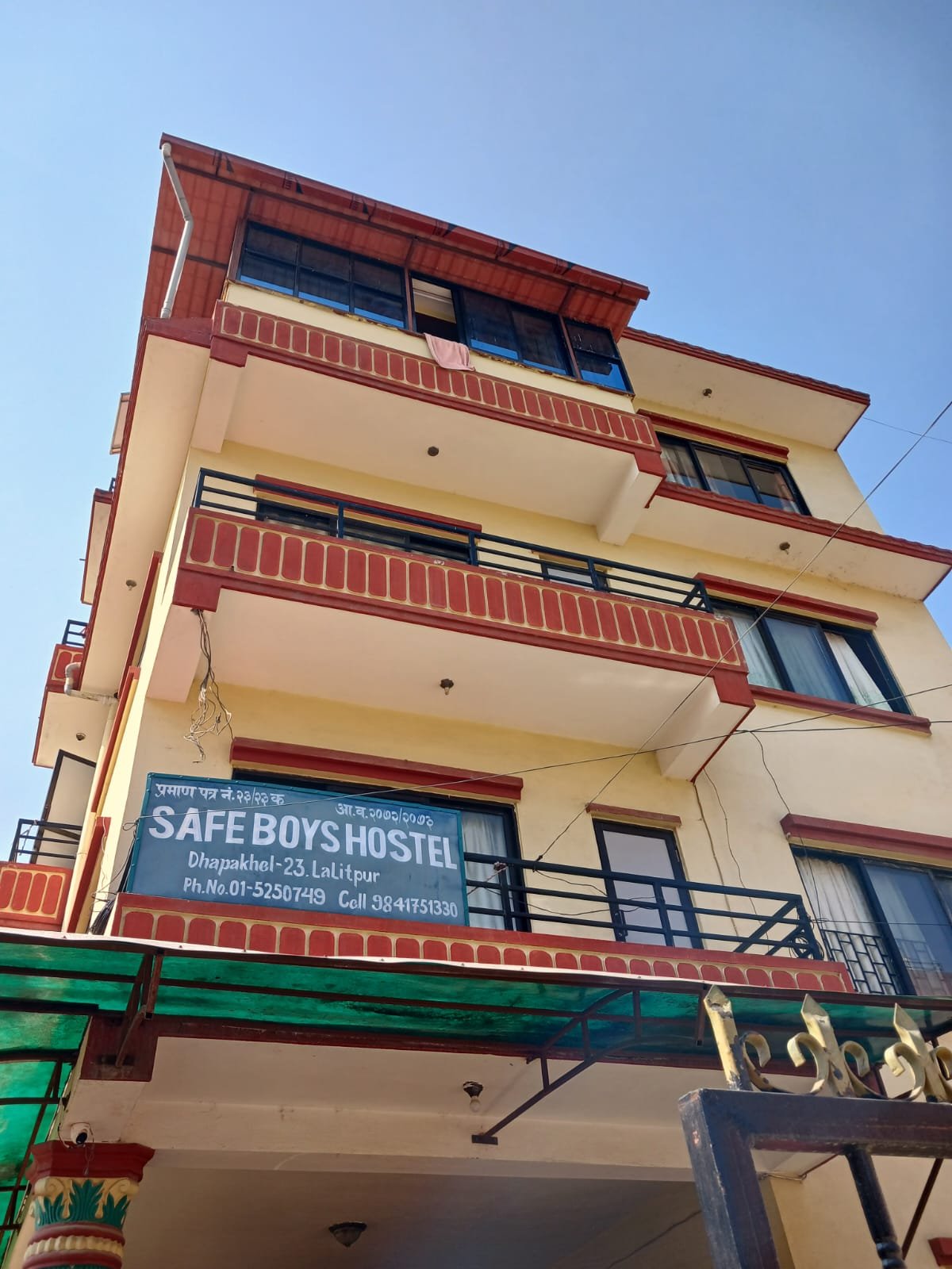 Safe Boys Hostel